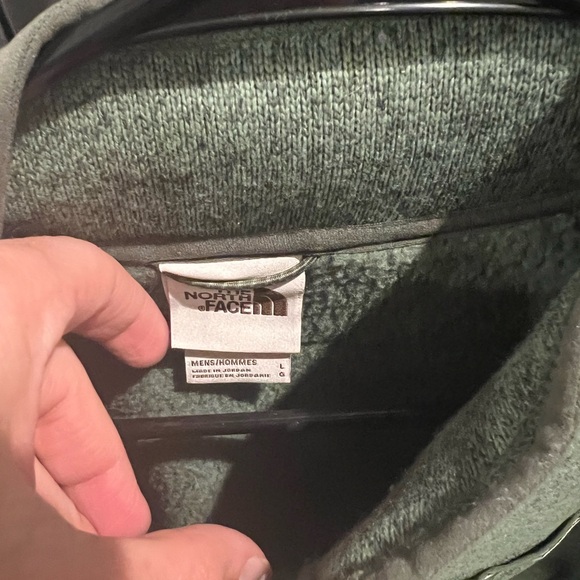 Green north face fleece size large - Picture 2 of 4